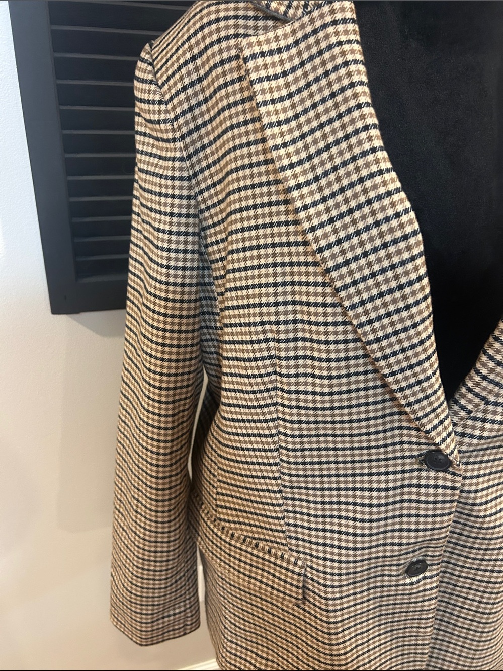 Women's Plaid Blazer in Black & Tan - Picture 3 of 10